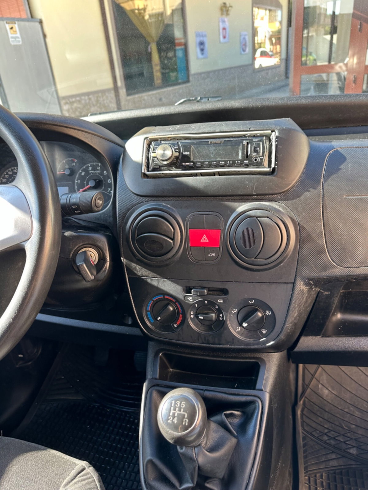 Fiat Fiorino 1.4 8V 77CV Cargo (14)