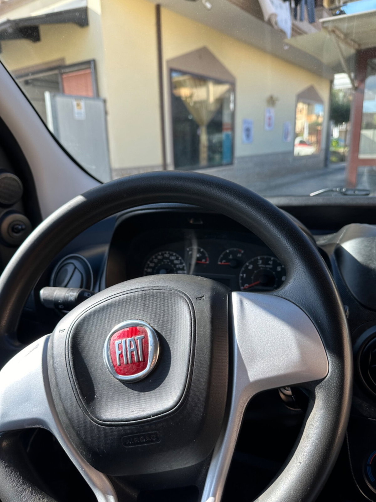 Fiat Fiorino 1.4 8V 77CV Cargo (15)