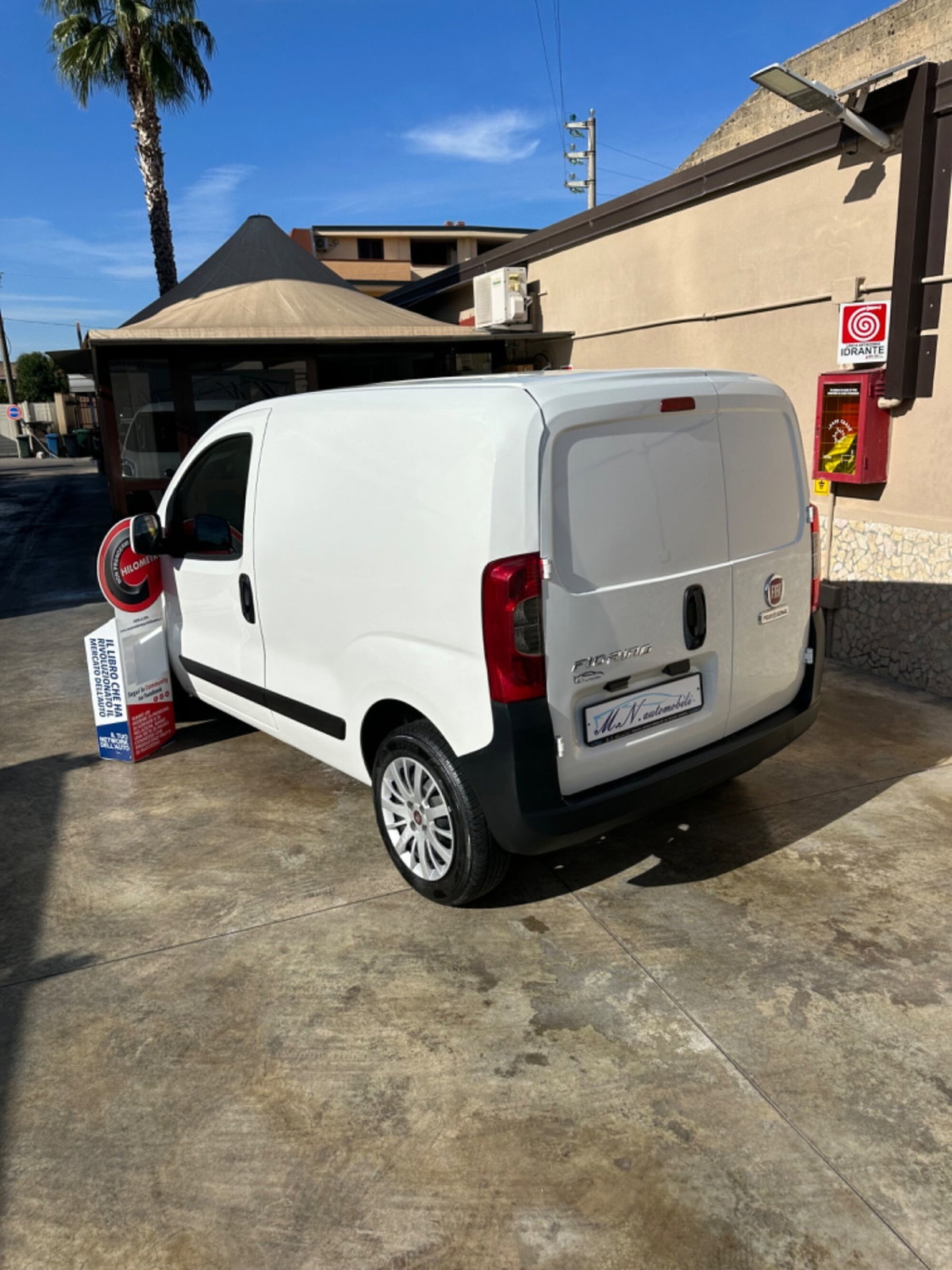 Fiat Fiorino 1.4 8V 77CV Cargo (5)