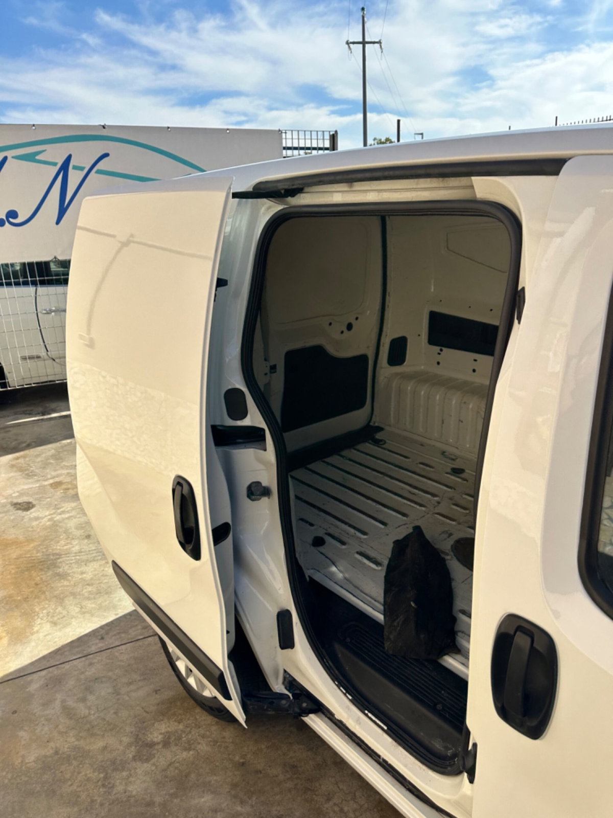 Fiat Fiorino 1.4 8V 77CV Cargo (8)