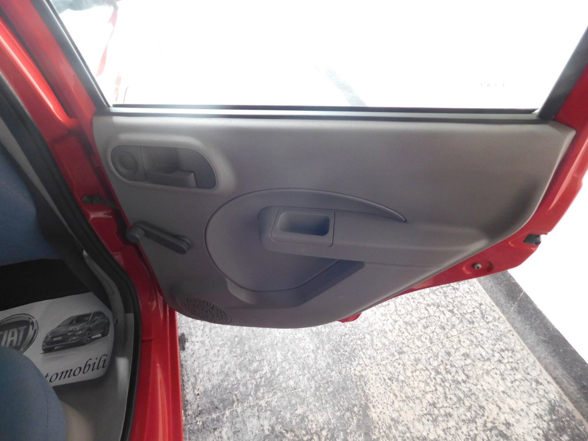 Fiat Panda 1.1 Active (17)