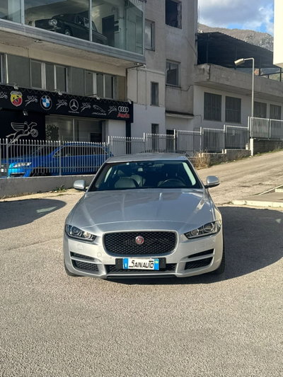 Jaguar XE 2.0 D 180 CV aut. Portfolio (3)