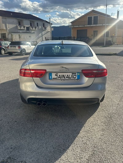 Jaguar XE 2.0 D 180 CV aut. Portfolio (4)