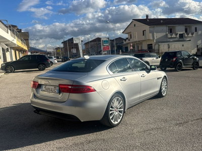 Jaguar XE 2.0 D 180 CV aut. Portfolio (8)