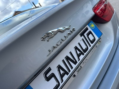 Jaguar XE 2.0 D 180 CV aut. Portfolio (9)
