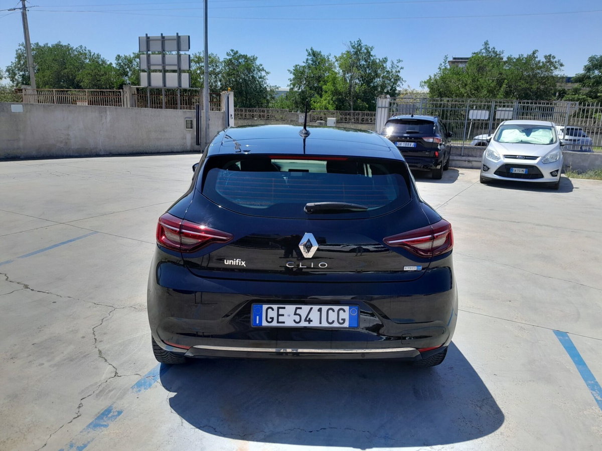 Renault Clio TCe 90 CV 5 porte Intens (7)