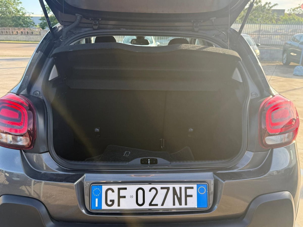 Citroen C3 BlueHDi 100 S&S Shine Pack (11)