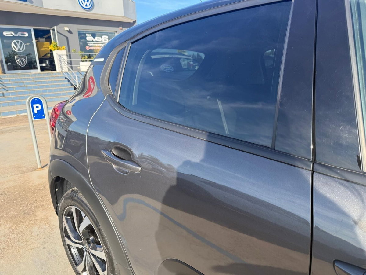 Citroen C3 BlueHDi 100 S&S Shine Pack (14)