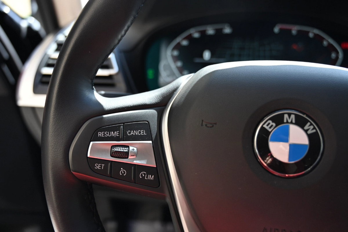 BMW X3 sDrive18d 48V Msport (19)
