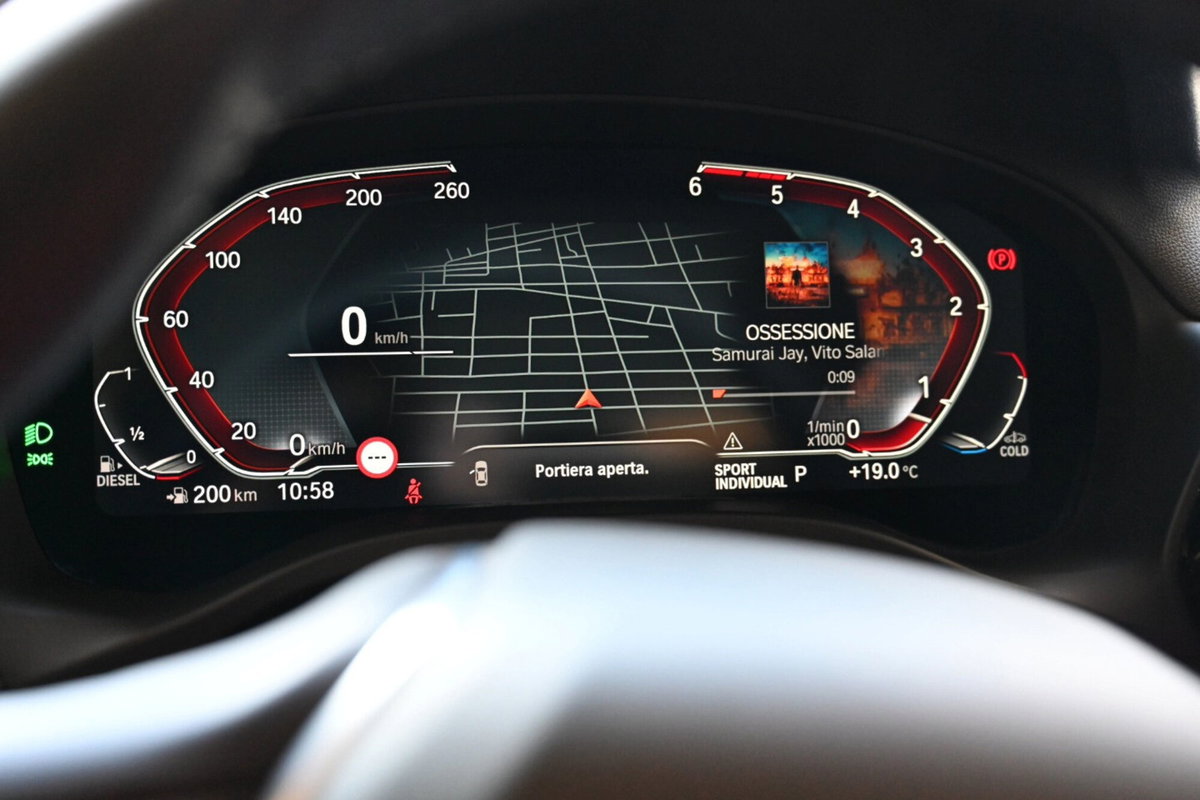 BMW X3 sDrive18d 48V Msport (3)