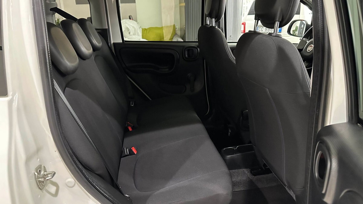 Fiat Panda 1.0 FireFly S&S Hybrid City Cross (14)