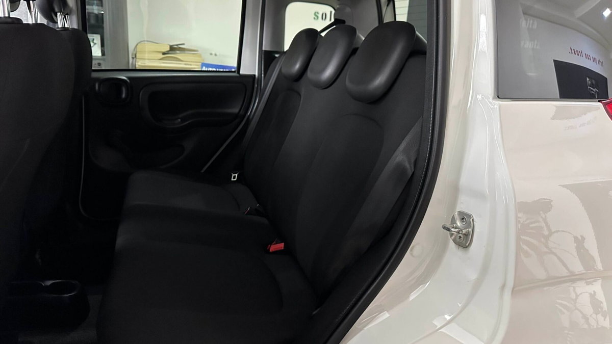 Fiat Panda 1.0 FireFly S&S Hybrid City Cross (15)