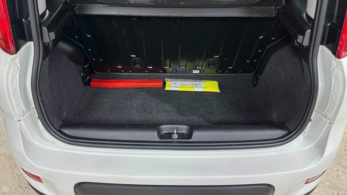 Fiat Panda 1.0 FireFly S&S Hybrid City Cross (16)
