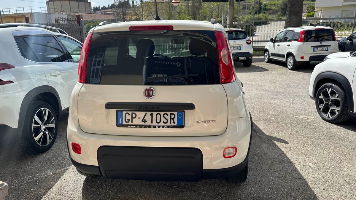 Fiat Panda 1.0 FireFly S&S Hybrid City Cross (5)