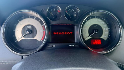 Peugeot RCZ 2.0 HDi 163CV (12)
