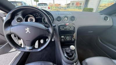 Peugeot RCZ 2.0 HDi 163CV (14)