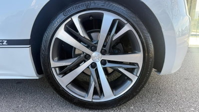 Peugeot RCZ 2.0 HDi 163CV (9)