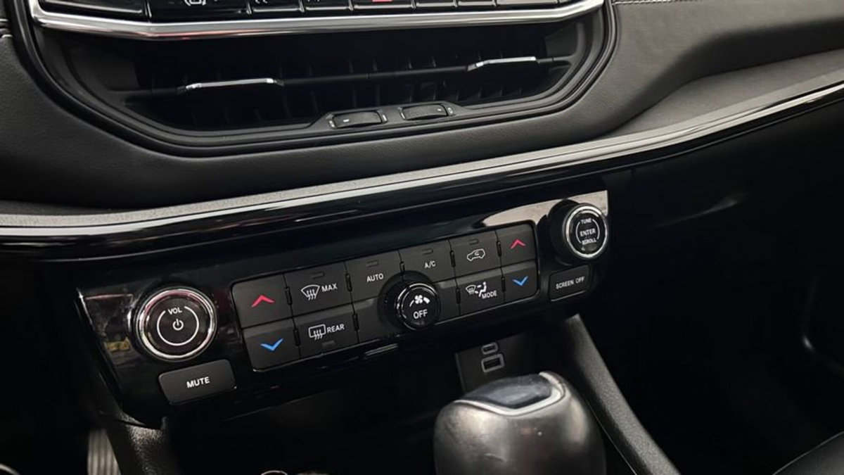 Jeep Compass 1.3 turbo t4 phev Trailhawk 4xe auto (15)