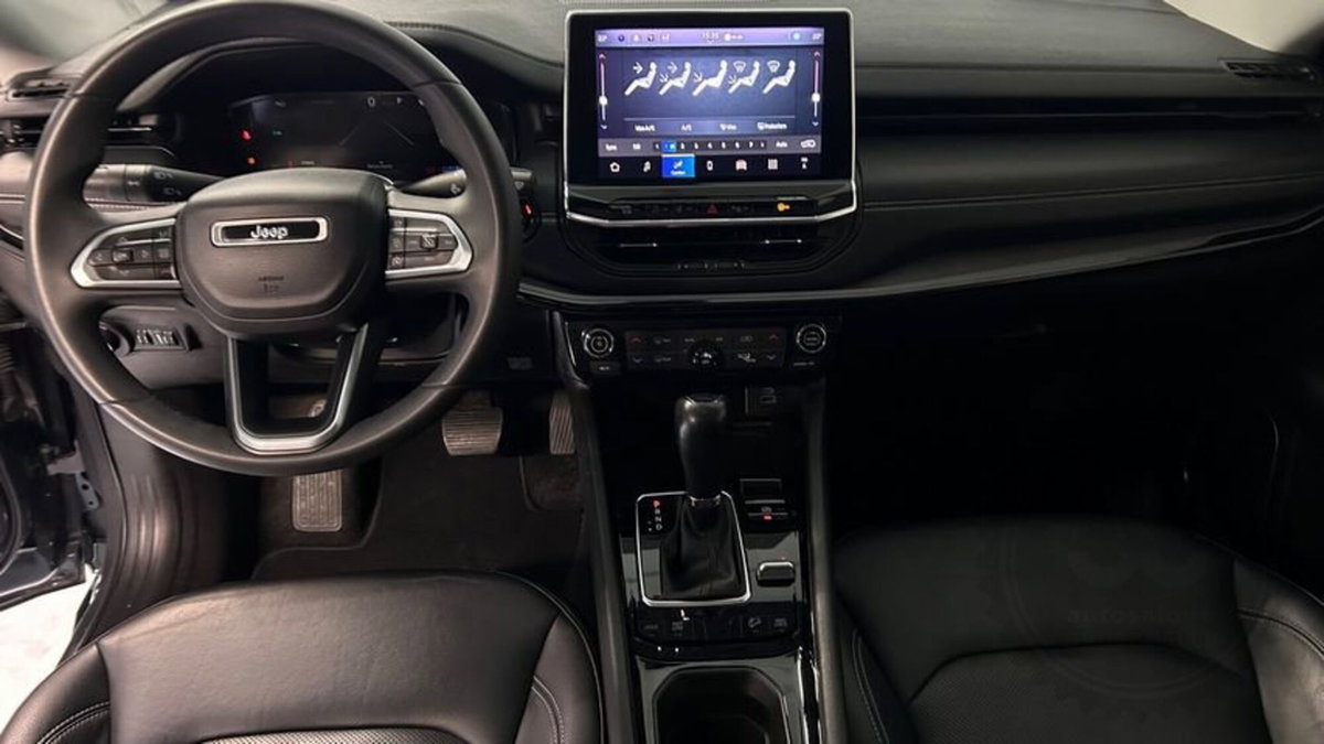 Jeep Compass 1.3 turbo t4 phev Trailhawk 4xe auto (7)