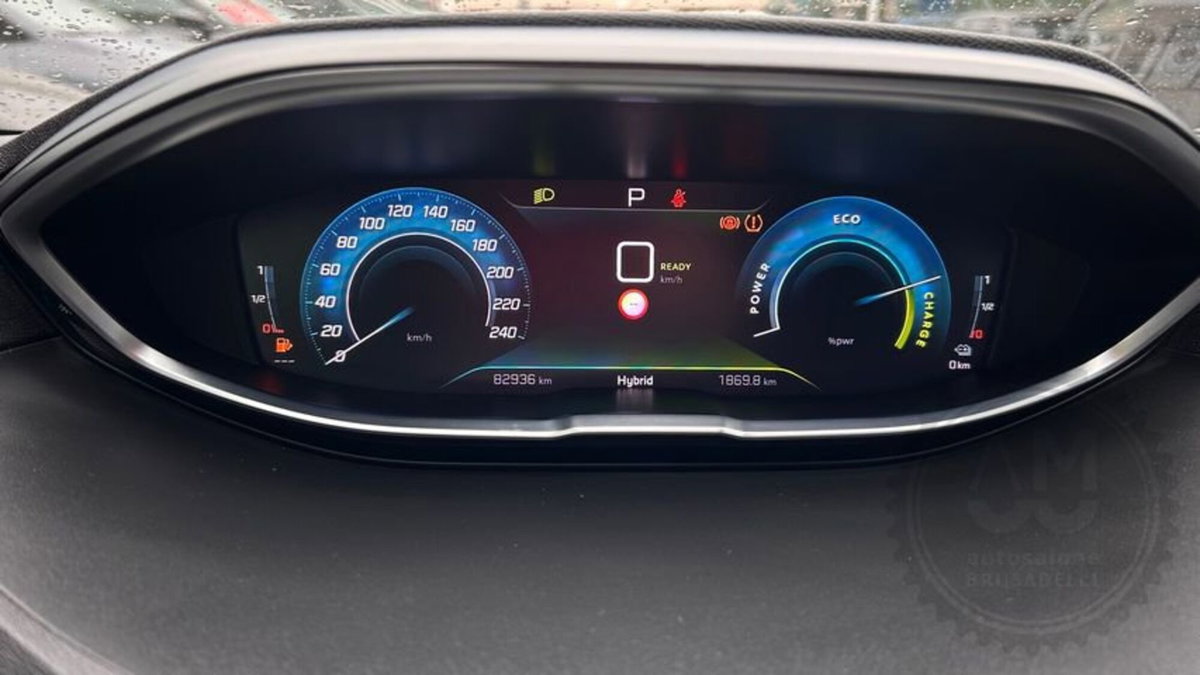 Peugeot 3008 Hybrid4 300 e-EAT8 Allure Pack (10)