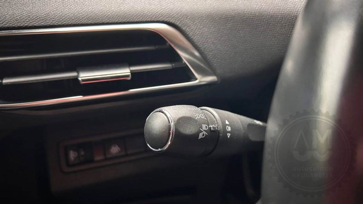 Peugeot 3008 Hybrid4 300 e-EAT8 Allure Pack (13)