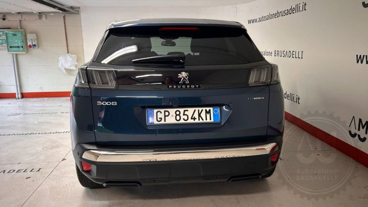 Peugeot 3008 Hybrid4 300 e-EAT8 Allure Pack (4)