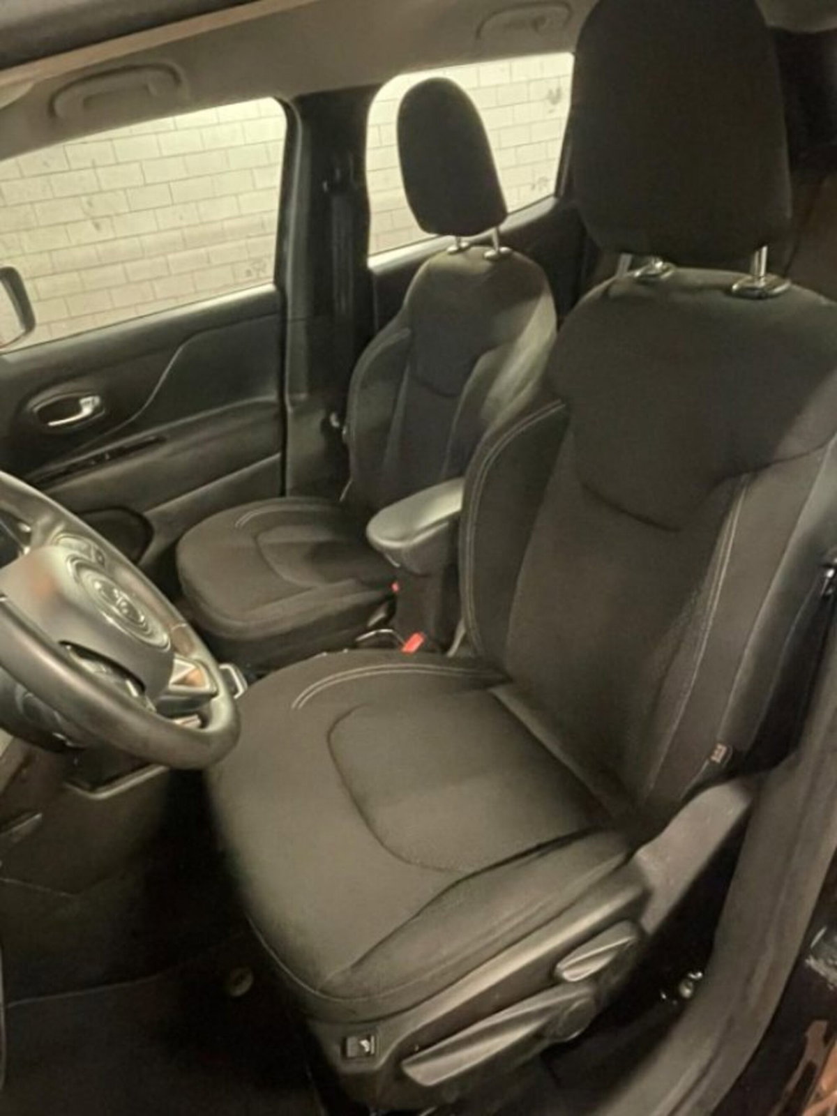 Jeep Renegade 1.3 T4 190CV PHEV 4xe AT6 Limited (10)