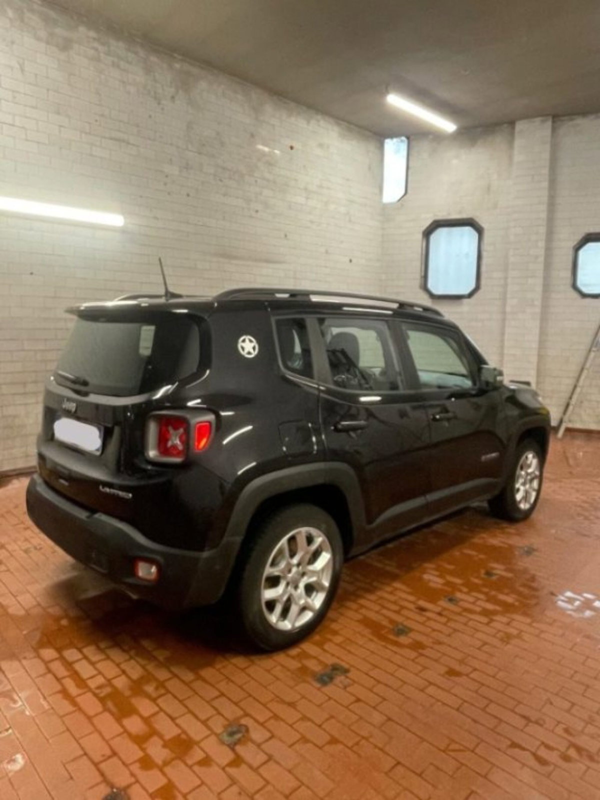 Jeep Renegade 1.3 T4 190CV PHEV 4xe AT6 Limited (15)