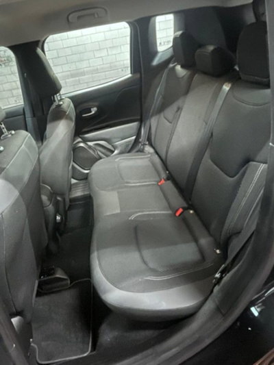 Jeep Renegade 1.3 T4 190CV PHEV 4xe AT6 Limited (3)