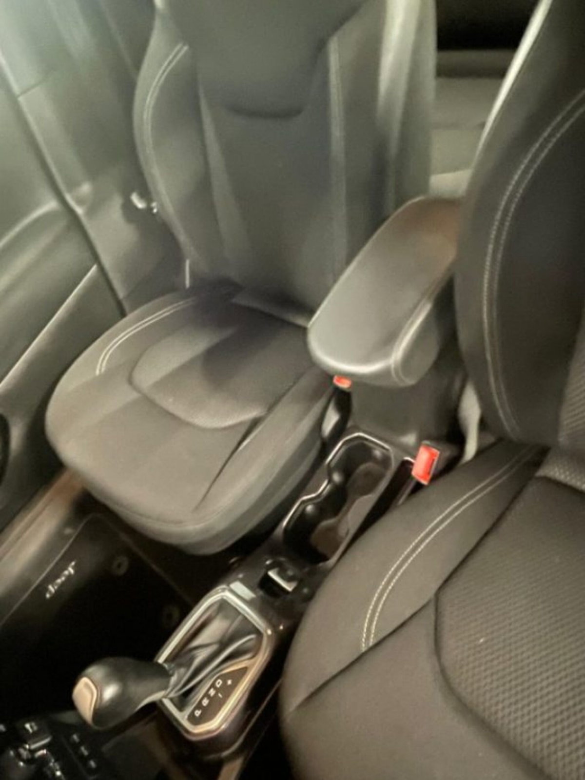 Jeep Renegade 1.3 T4 190CV PHEV 4xe AT6 Limited (4)