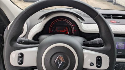 Renault Twingo SCe 65 CV Intens (6)