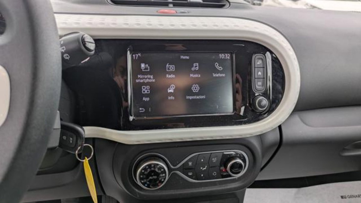 Renault Twingo SCe 65 CV Intens (9)