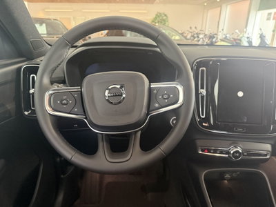 Volvo XC40 B3 automatico Essential (10)