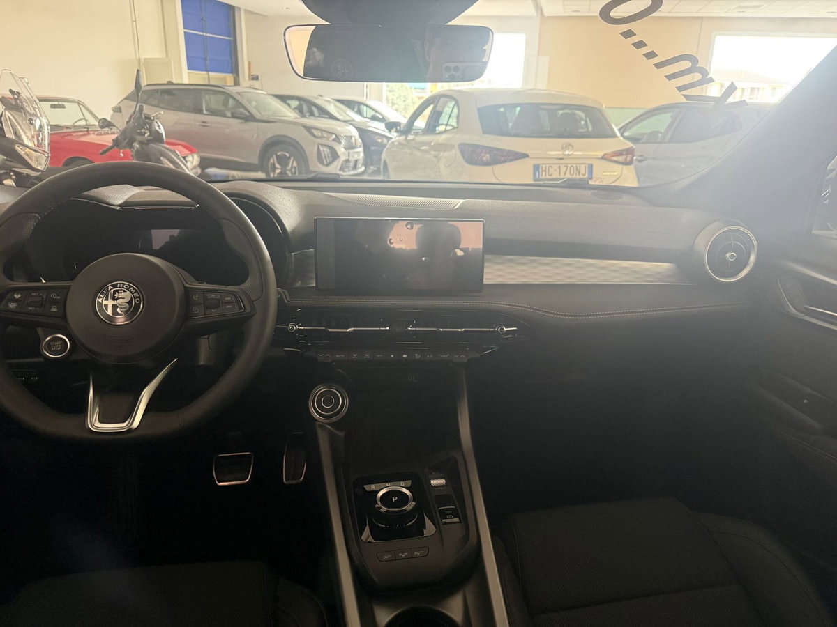 Alfa Romeo Tonale 1.6 Sprint 130cv tct6 (8)