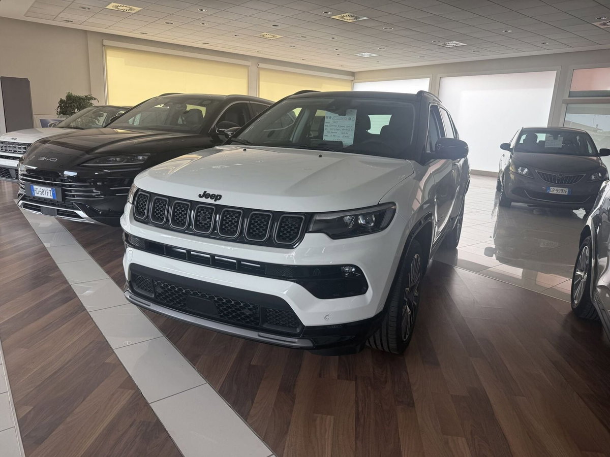 Jeep Compass 1.5 turbo t4 mhev Summit 2wd 130cv dct (3)