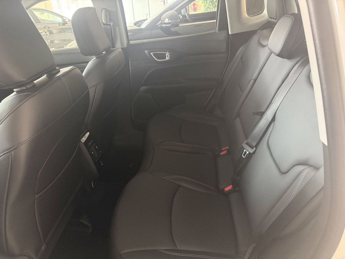 Jeep Compass 1.5 turbo t4 mhev Summit 2wd 130cv dct (9)