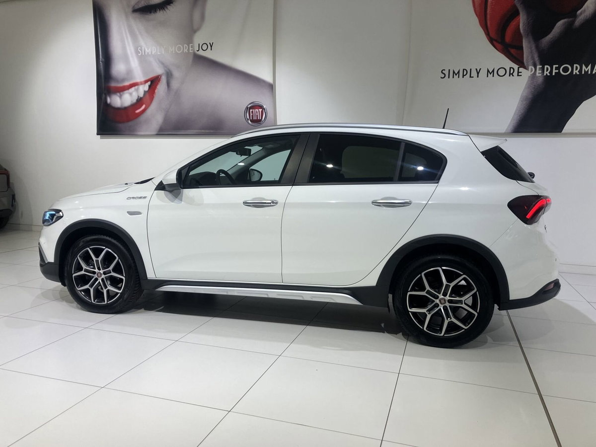 Fiat Tipo Tipo 5p 1.3 mjt Cross s&s 95cv (2)