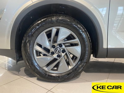 Nissan Qashqai 1.3 mhev Acenta 2wd 140cv (8)