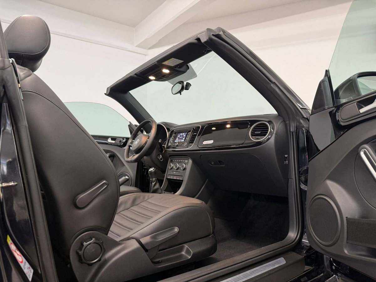 Volkswagen Maggiolino Cabrio 1.2 TSI Design BlueMotion Technology (15)