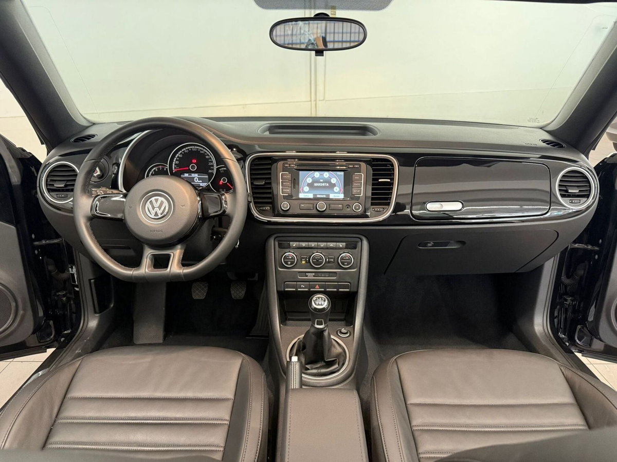 Volkswagen Maggiolino Cabrio 1.2 TSI Design BlueMotion Technology (8)