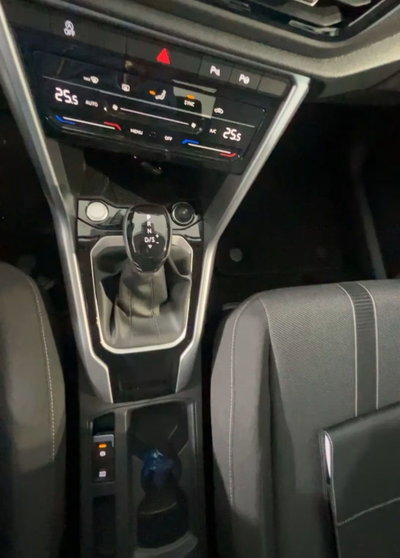 Volkswagen T-Roc 2.0 tdi Edition 150cv dsg (9)