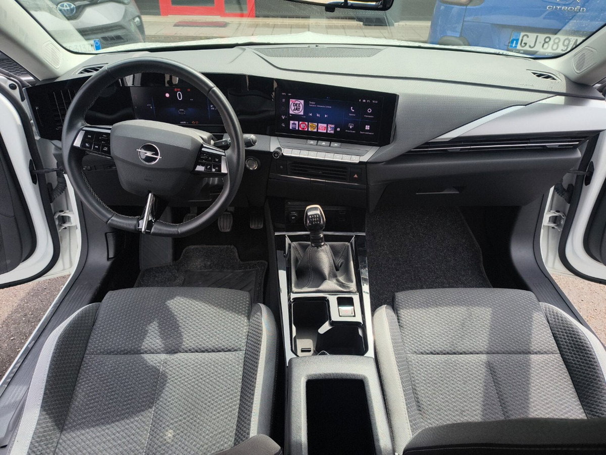 Opel Astra 1.5 Turbo Diesel 130 CV Elegance (13)