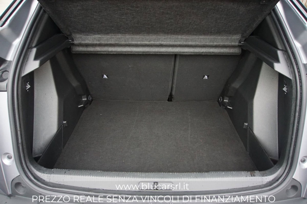 Peugeot 2008 1.2 puretech Active s&s 100cv (14)