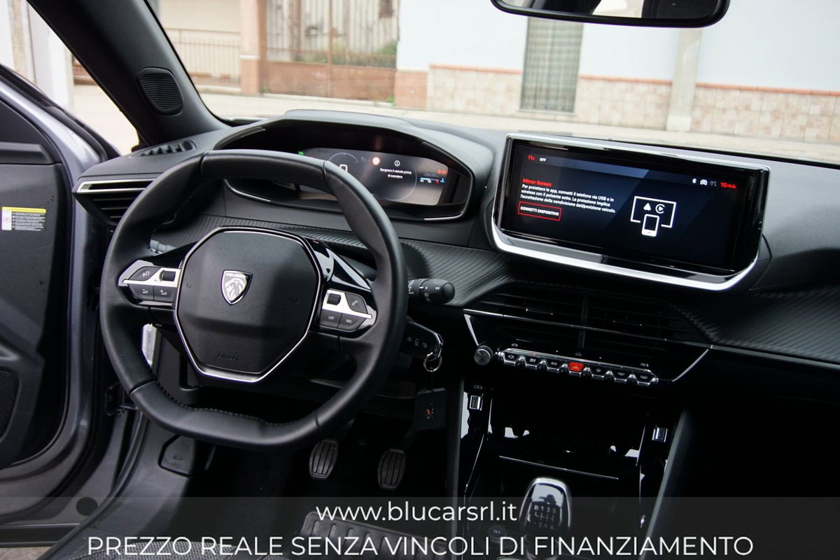 Peugeot 2008 1.2 puretech Active s&s 100cv (8)