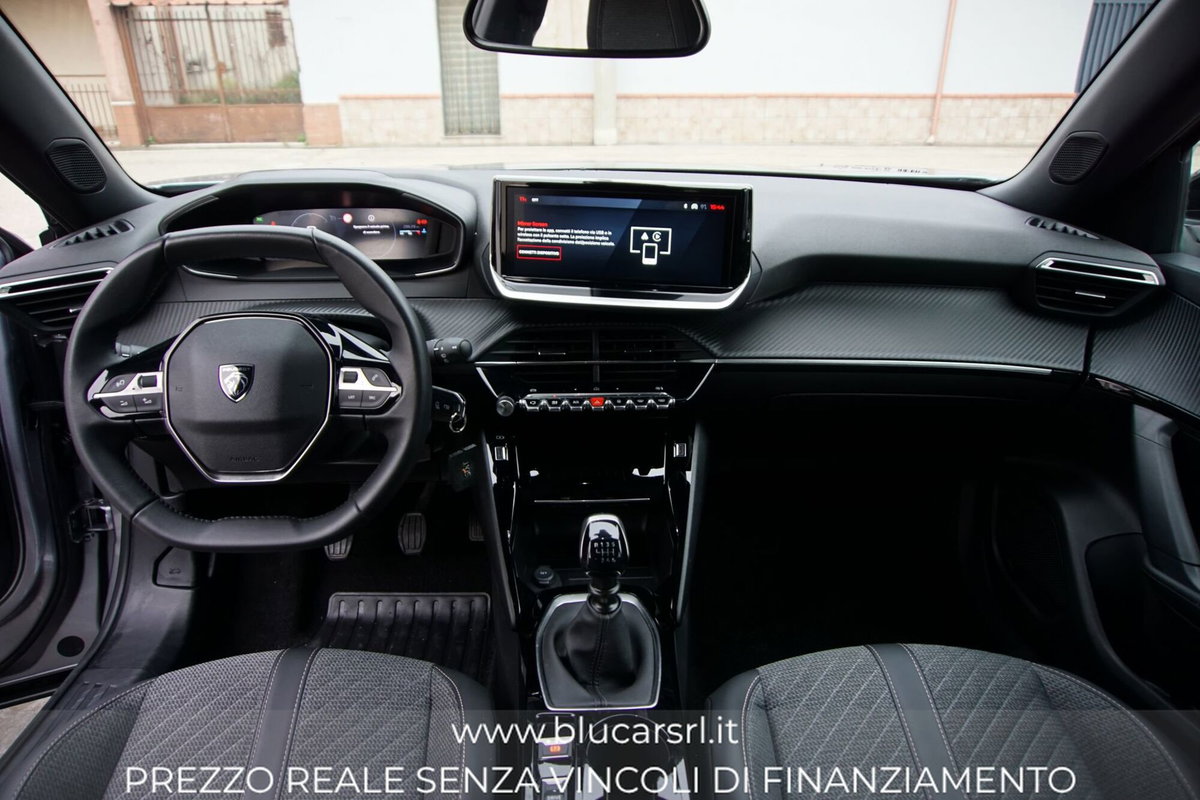 Peugeot 2008 1.2 puretech Active s&s 100cv (9)