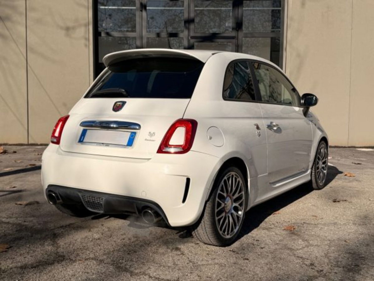 Abarth 595 595 1.4 Turbo T-Jet 160 CV Turismo (7)