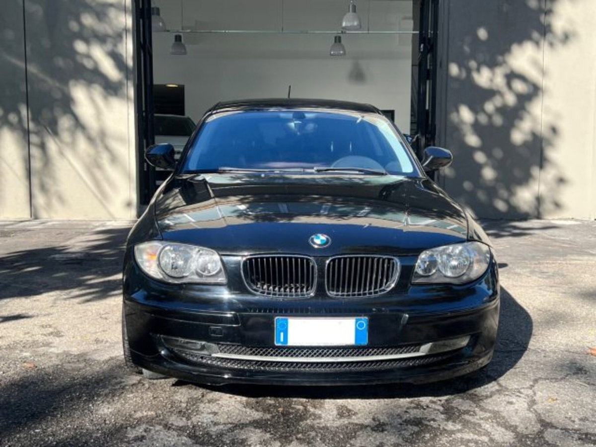 BMW Serie 1 116d 2.0 116CV cat 3 porte Eletta DPF (2)
