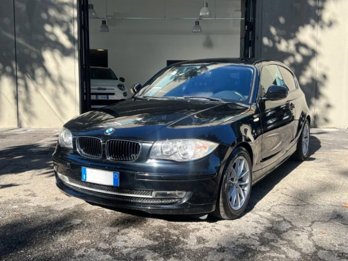 BMW Serie 1 116d 2.0 116CV cat 3 porte Eletta DPF (3)