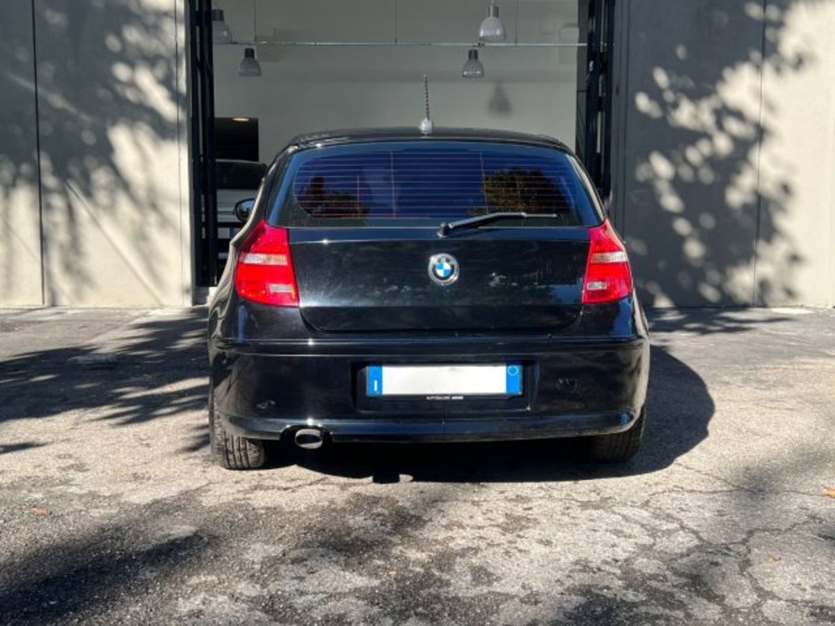 BMW Serie 1 116d 2.0 116CV cat 3 porte Eletta DPF (6)