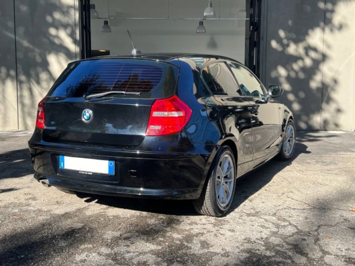BMW Serie 1 116d 2.0 116CV cat 3 porte Eletta DPF (7)